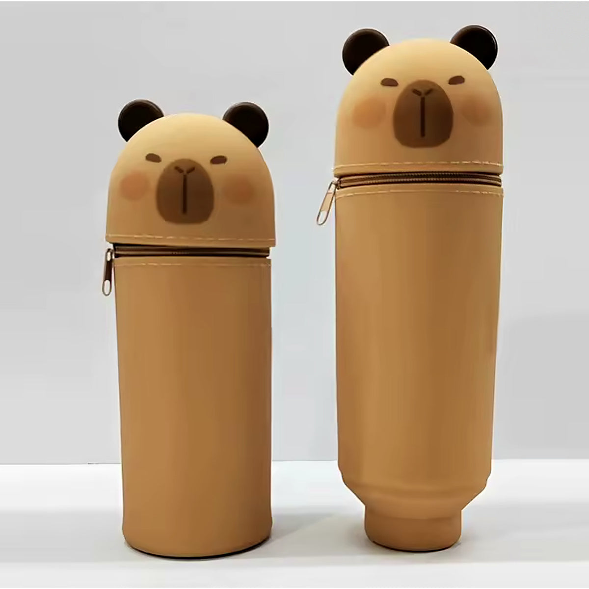 Trousse télescopique capybara dans ses deux positions